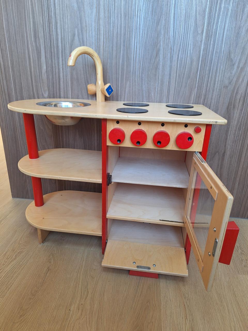 Vintage speelgoed keuken