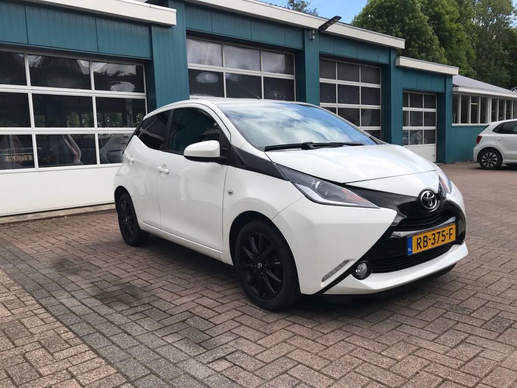 Toyota Aygo 1,0vvt-i x-play