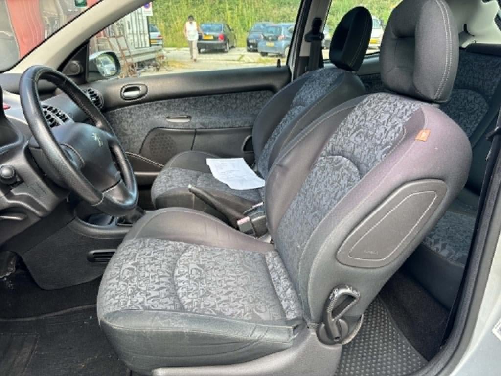Peugeot 206 1.4-16v quiksilver