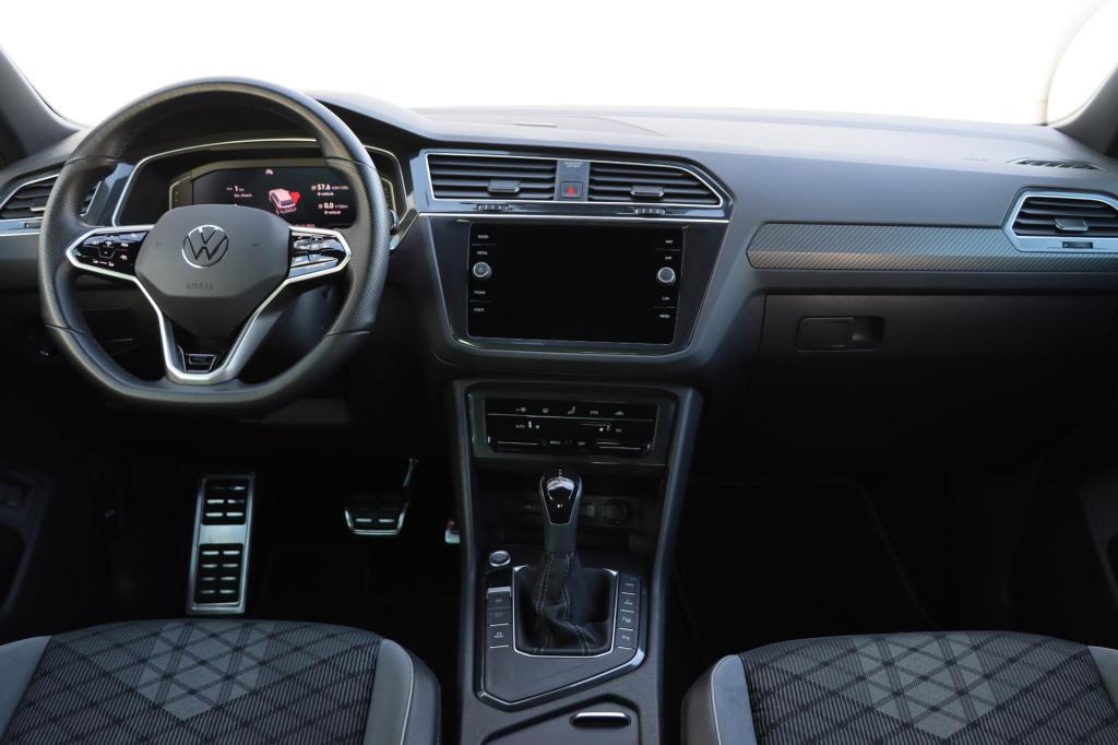 Volkswagen Tiguan 1.4 tsi ehybrid r-line business 245pk dsg6 | soh 96,5% |