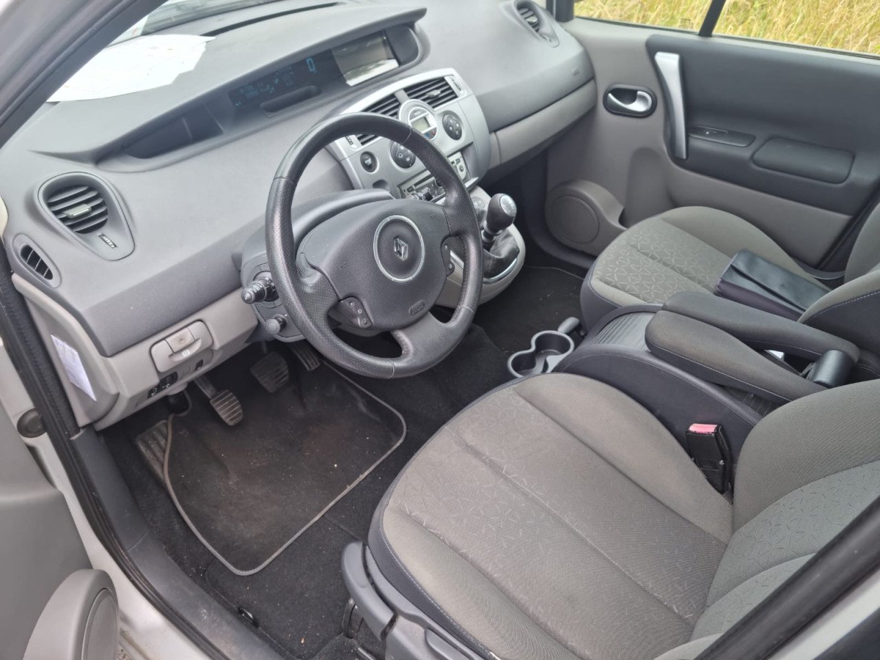 Renault scenic 1.6i 16v 180.000km bj 2008 zeer mooi