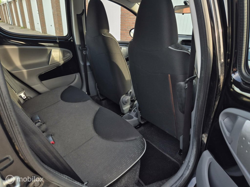 Peugeot 107 1.0-12v xs automaat / 1e eigenaar / origineel nl