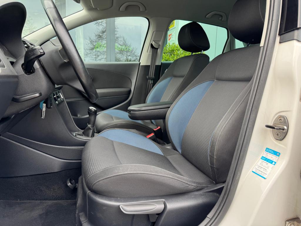 Volkswagen Polo 1.2 tsi team * cruise control * stoelverwarming * pdc