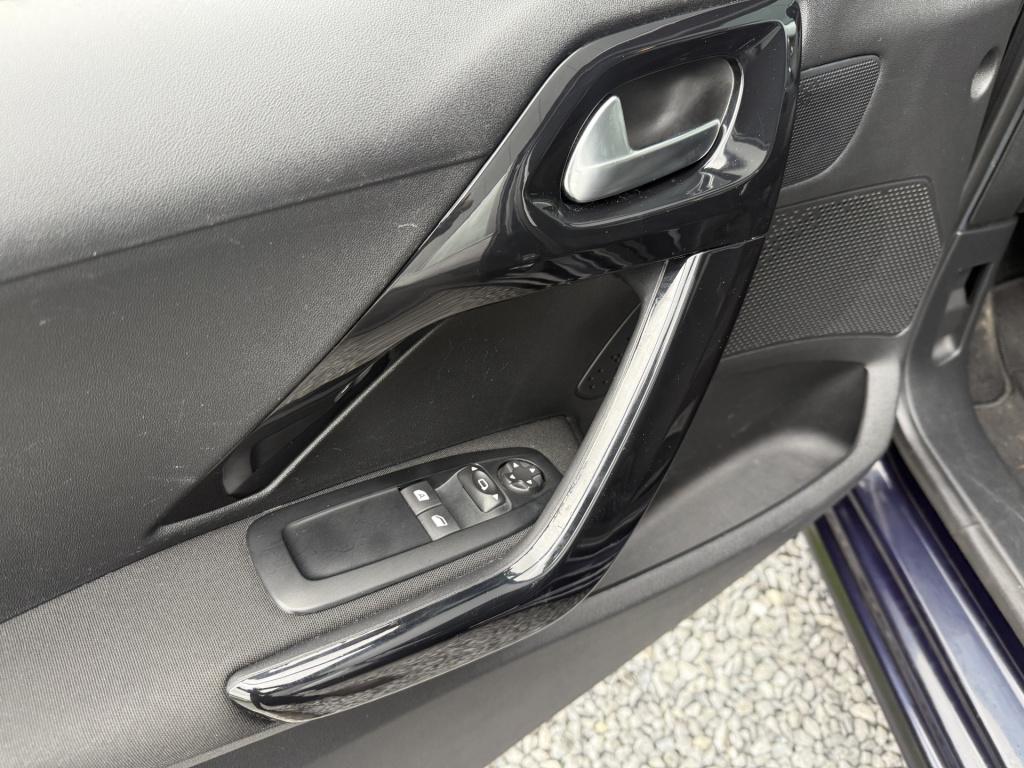 Peugeot 208 1.2 puretech active 5-drs