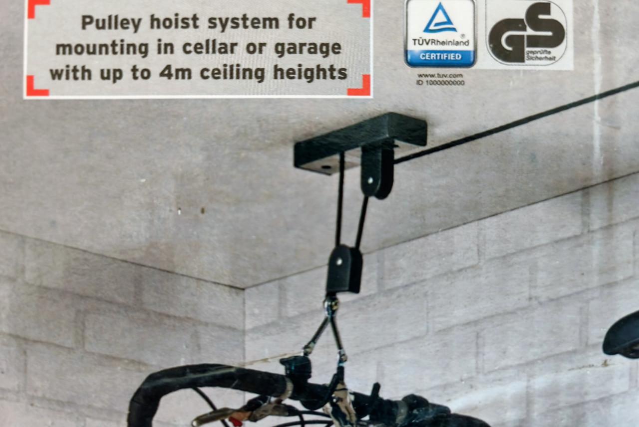 Te koop aangeboden een fietslift