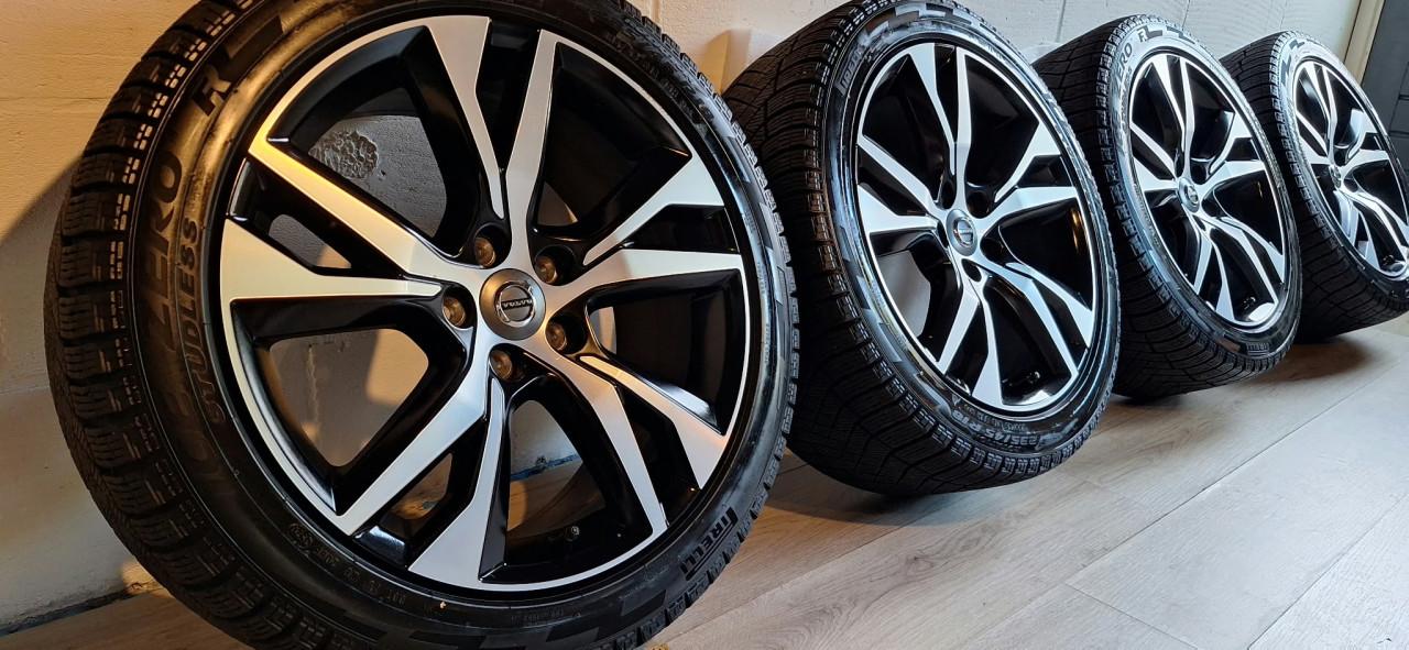 VOLVO V60 S60 R-Design VELGENSET + WINTERBANDEN 18 INCH