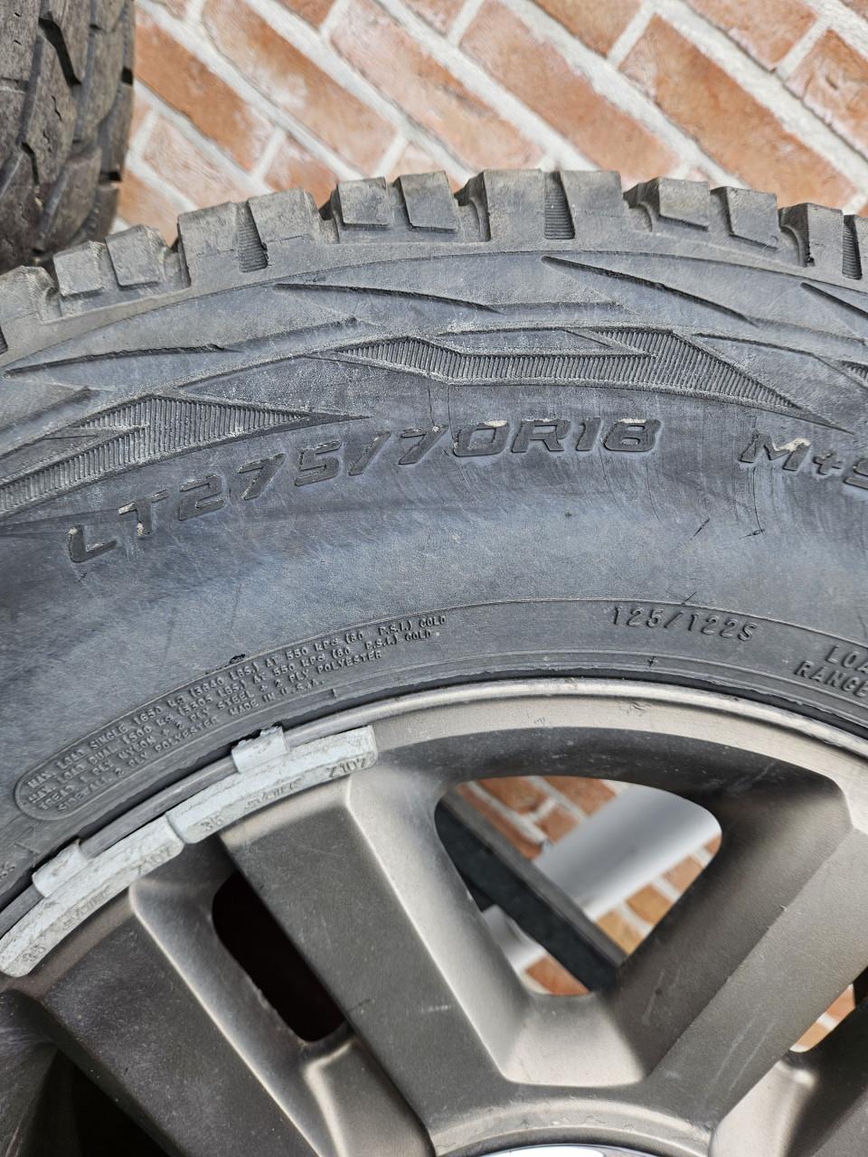 Ford rangers banden incl. velgen
