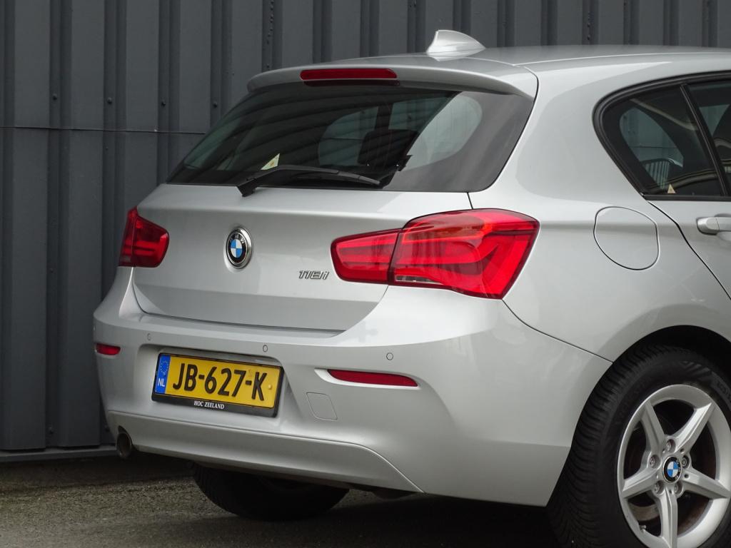 BMW 1 Serie 118i corporate lease essential automaat | led | navi