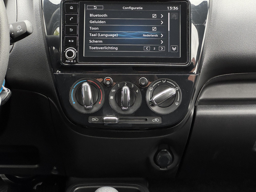 Mitsubishi Space Star 1.2 connect+ | apple carplay/android auto | aircondit