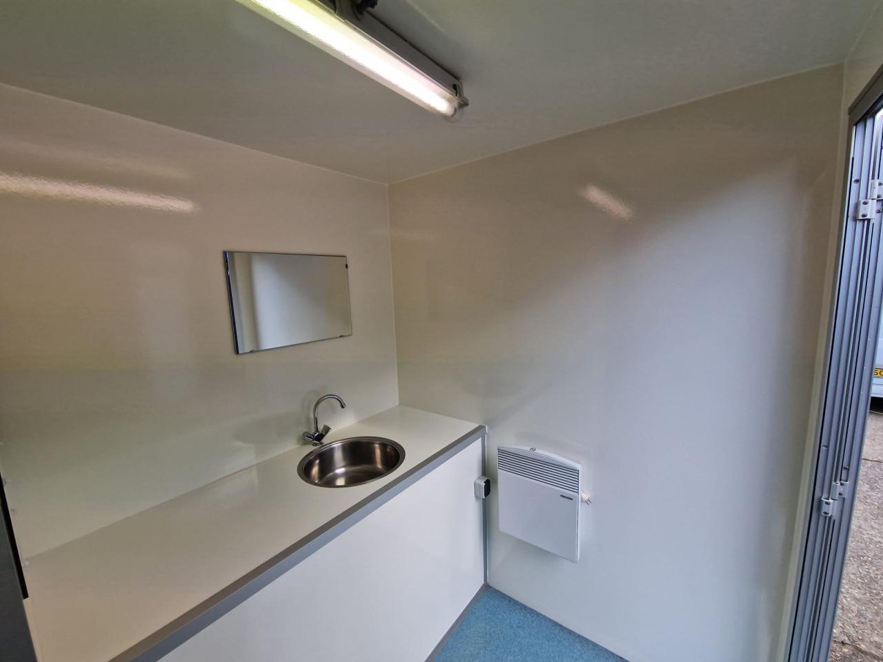 Mobiele badkamer wagen / Mobiele nooddouche te koop