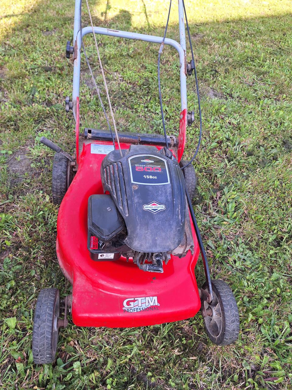 Grasmaaier op benzine