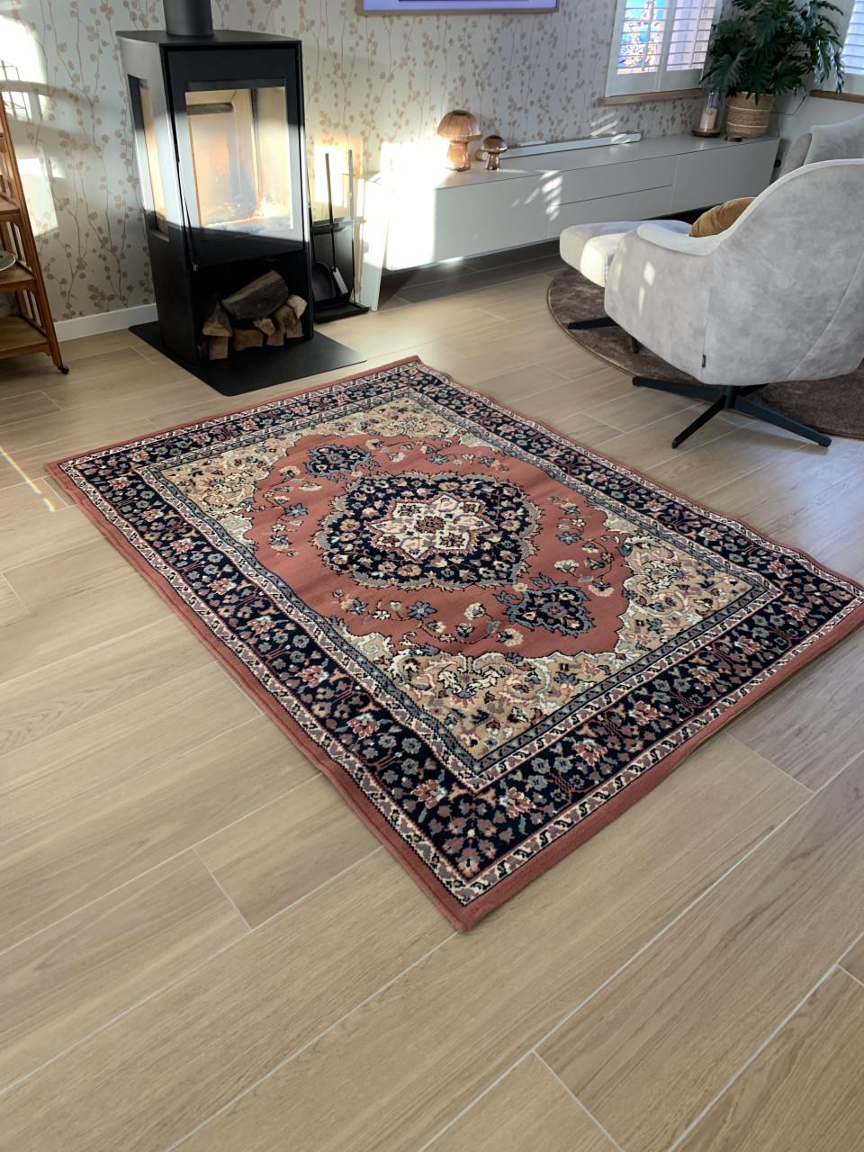 💖Super Leuk Oud Roze Vintage Vloerkleedje💖186 bij 140 cm✨