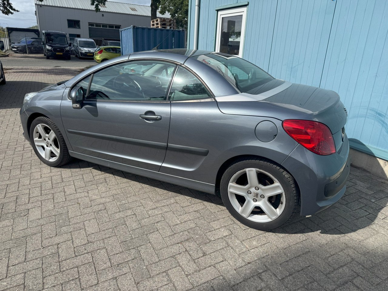 Peugeot 207CC 1.6VTI