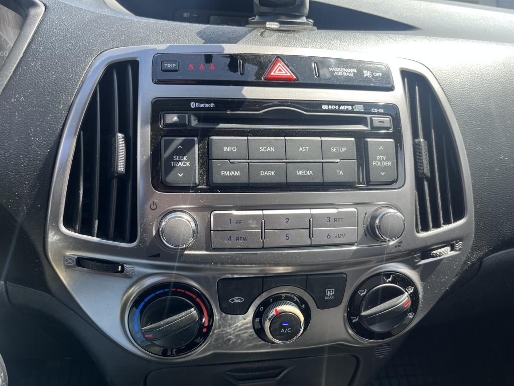 Hyundai I 20 1.2i i-deal