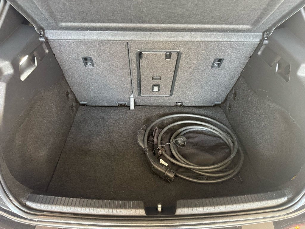 Volkswagen Id.3 first plus 58 kwh