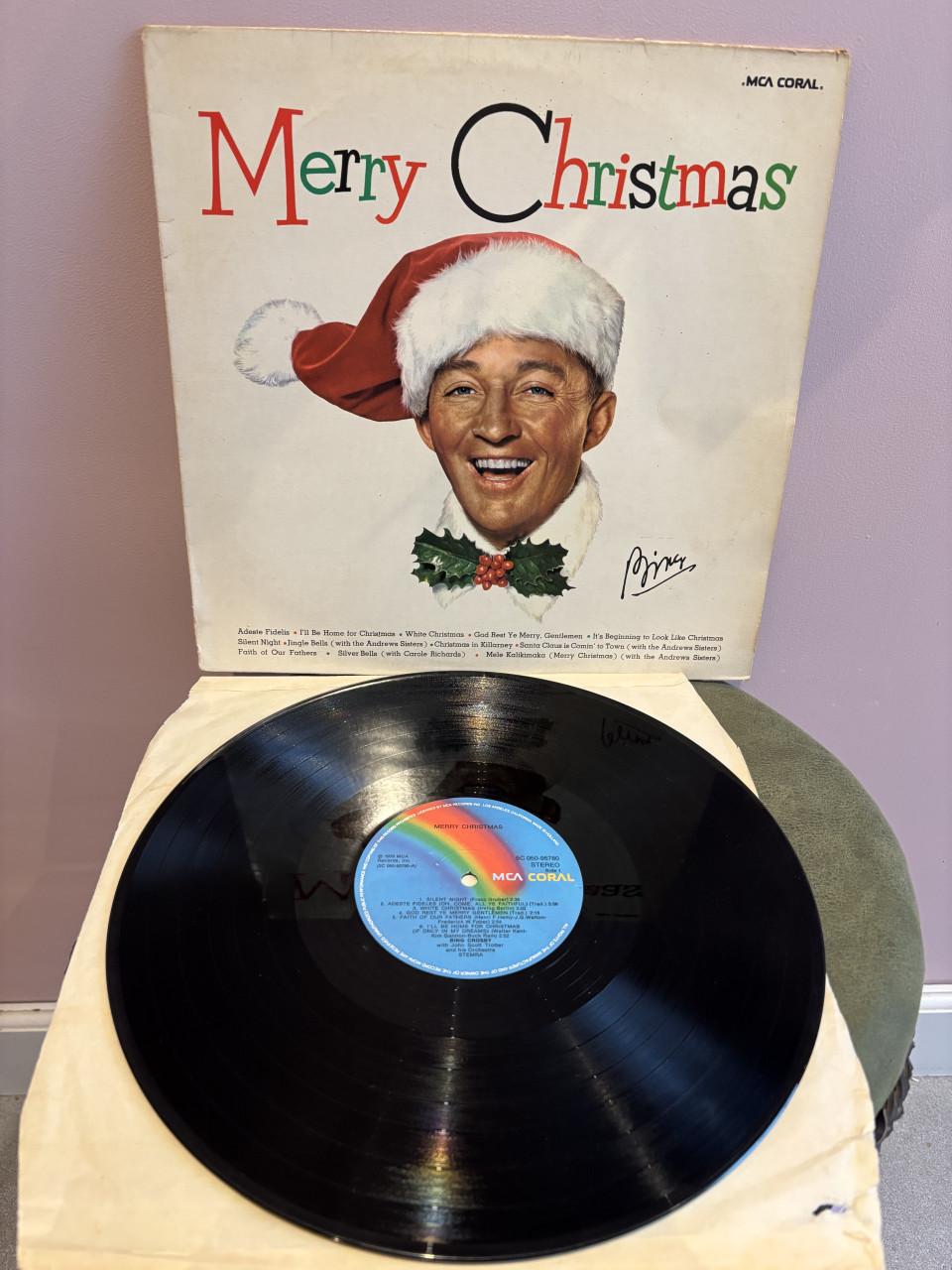 Vintage LP van Bing Crosby's klassieke kerstalbum 'Merry Christmas