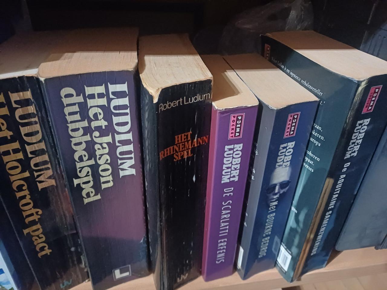 5 Bananendozen boeken te koop