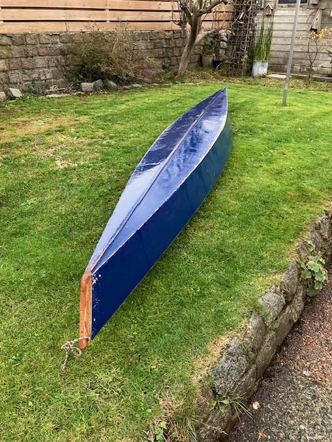 Autentieke houten kano.