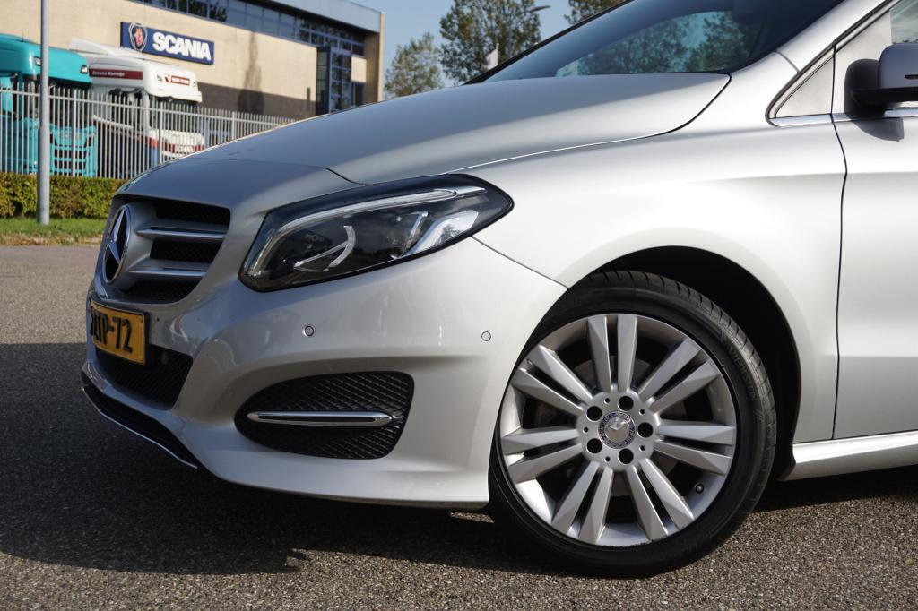 Mercedes-Benz B-Klasse 180 ambition style l facelift uitvoering l xenon l p