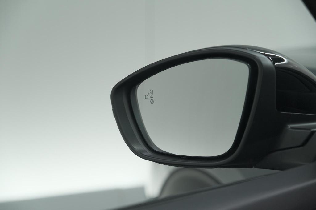 Peugeot 2008 puretech 130 eat8 allure | 360 camera | adaptieve cruise contr
