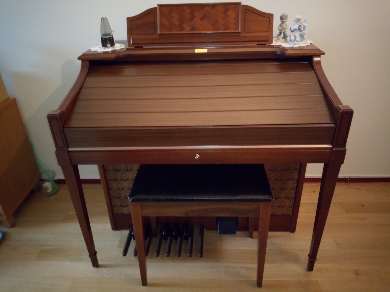 YAMAHA D-85