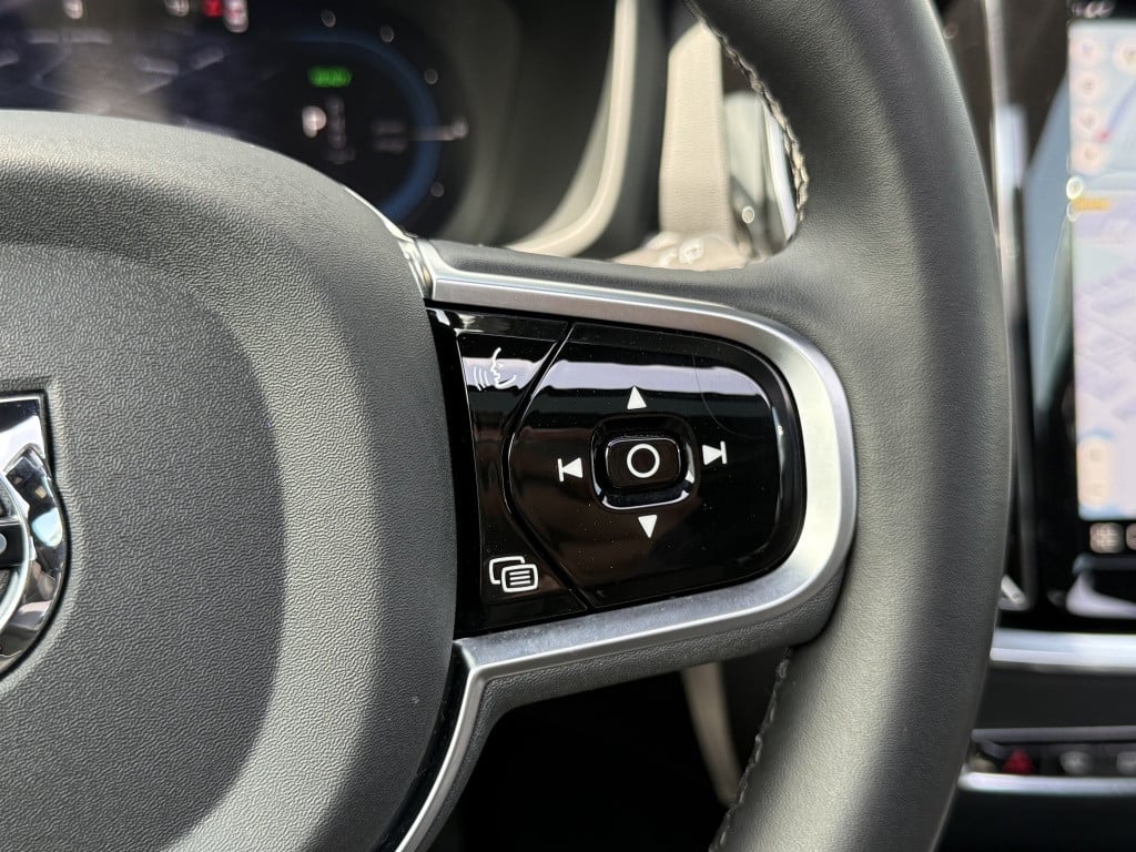 Volvo V60 t6 398pk recharge plus dark| panodak| adap.cruise| trekhaak| cam