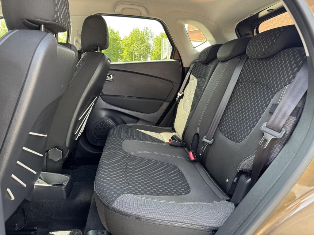 Renault Captur 0.9 tce intens easy life pack | trekhaak | navigatie | camer