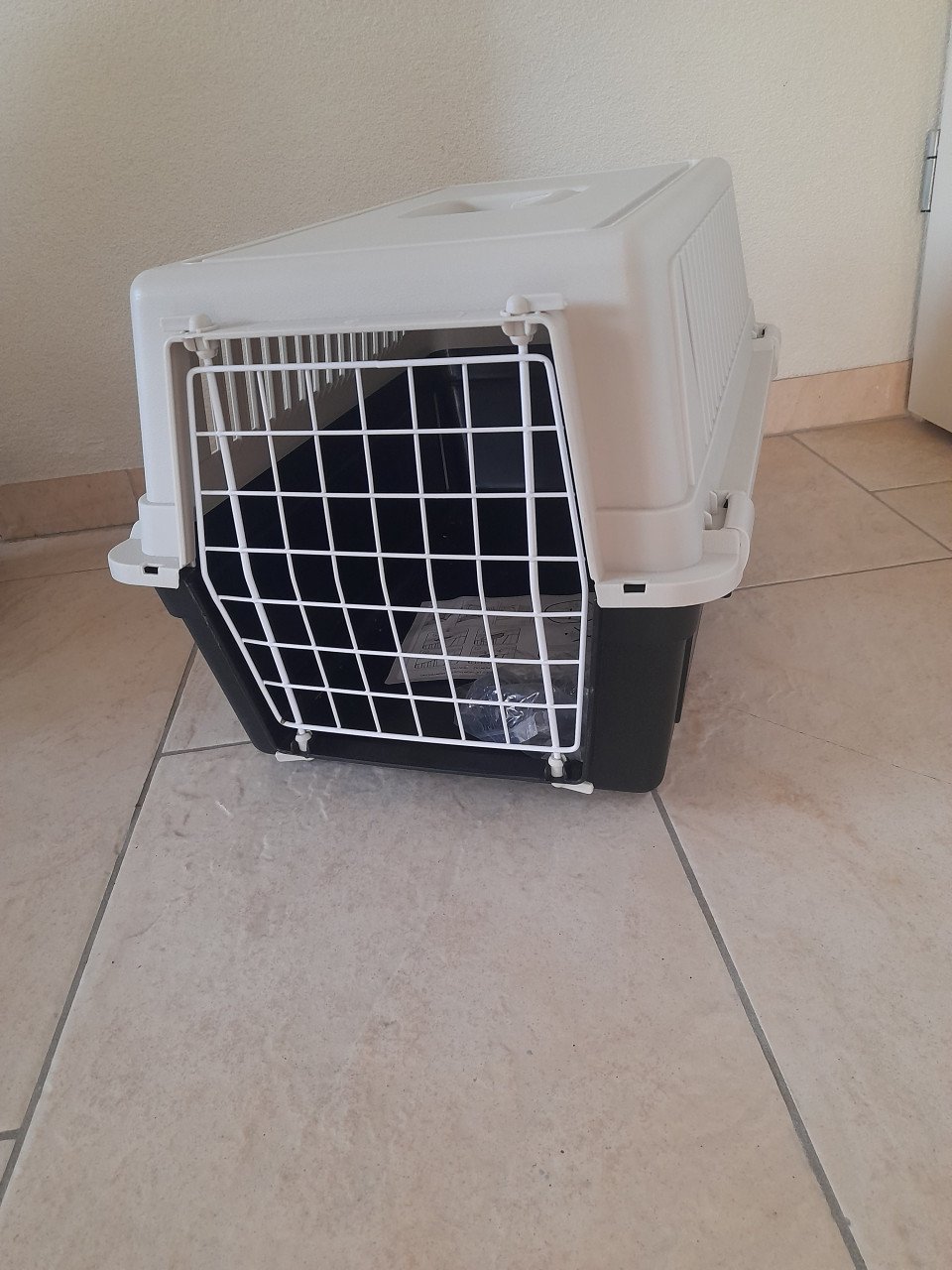 Vervoers box / Reismand voor katten  (nieuw) 58 x 38 x 33H
