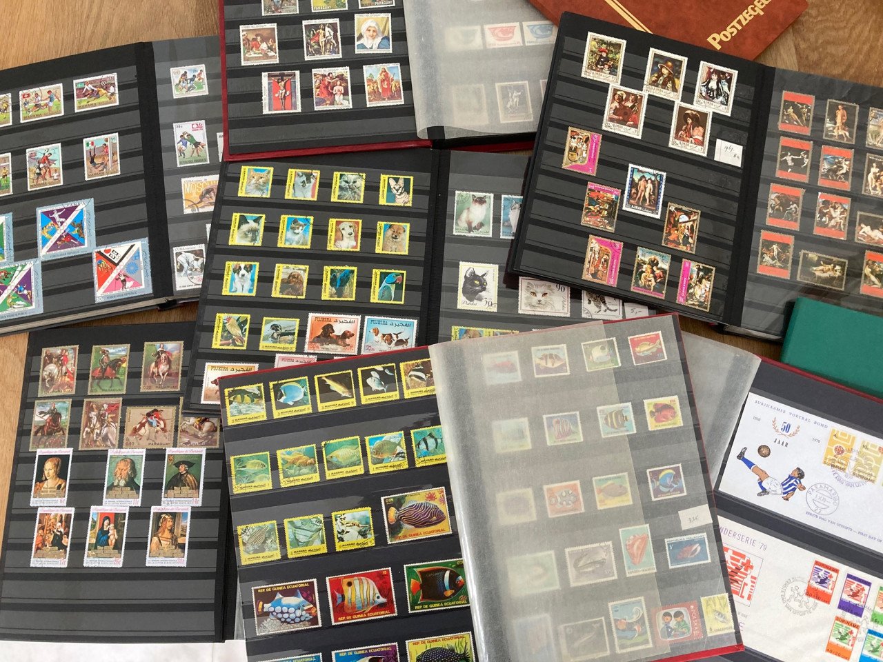 Postzegelcollectie diverse thema's jaren '80