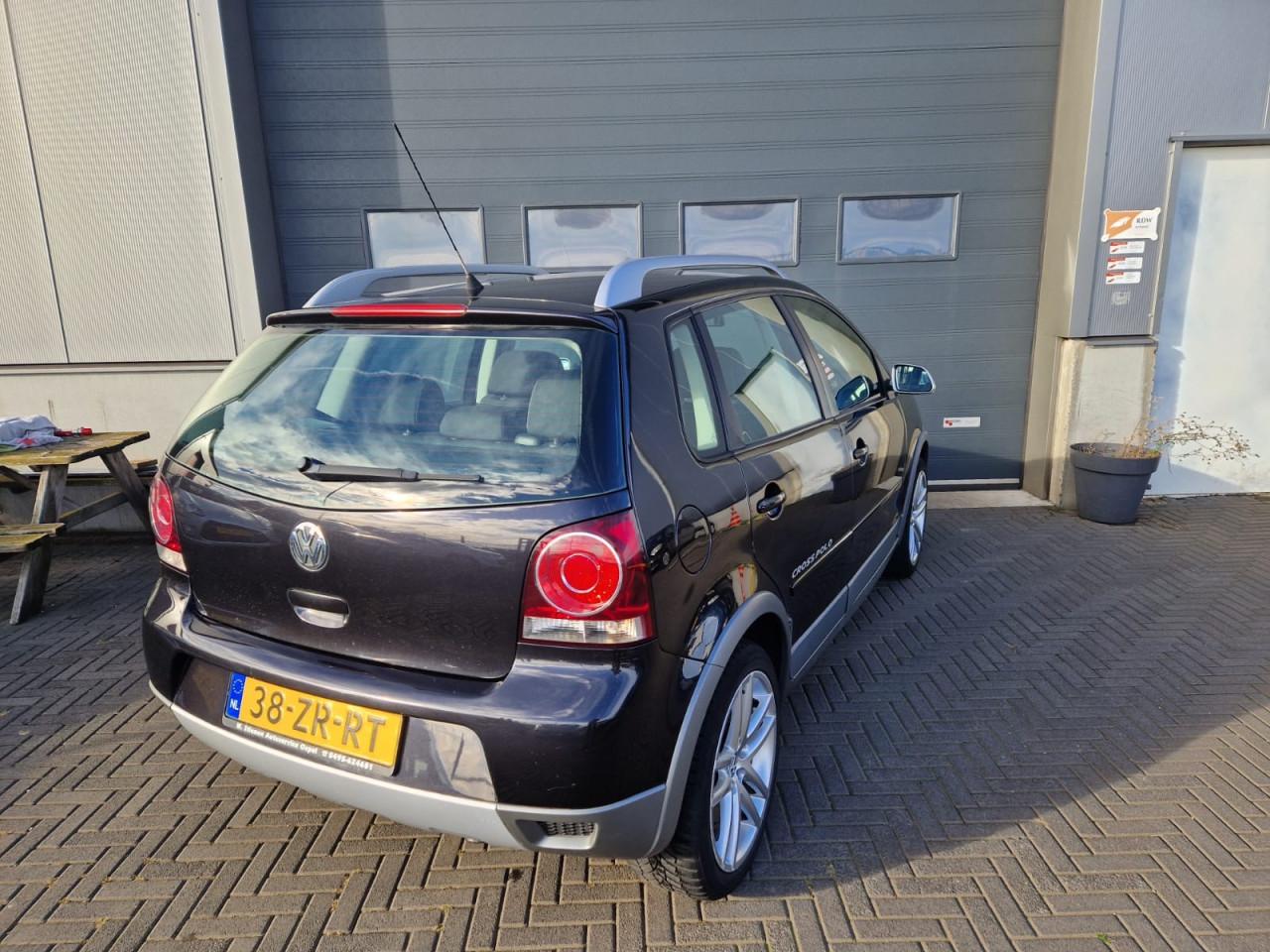 TE KOOP VOLKSWAGEN CROSS POLO 1.4 16V MET KLIMAAT CONTROL