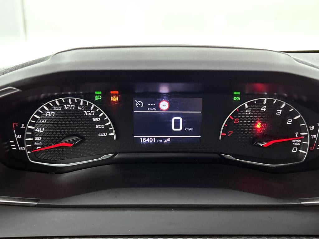 Peugeot 208 100 pk style | rijklaar | navigatie | parkeerhulp | apple carpl