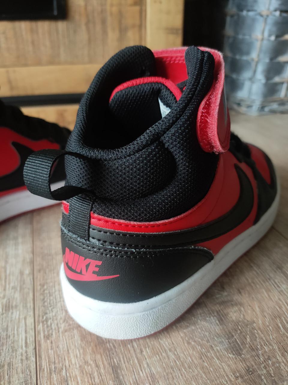 Nike Court Borough maat 36 ZGAN!