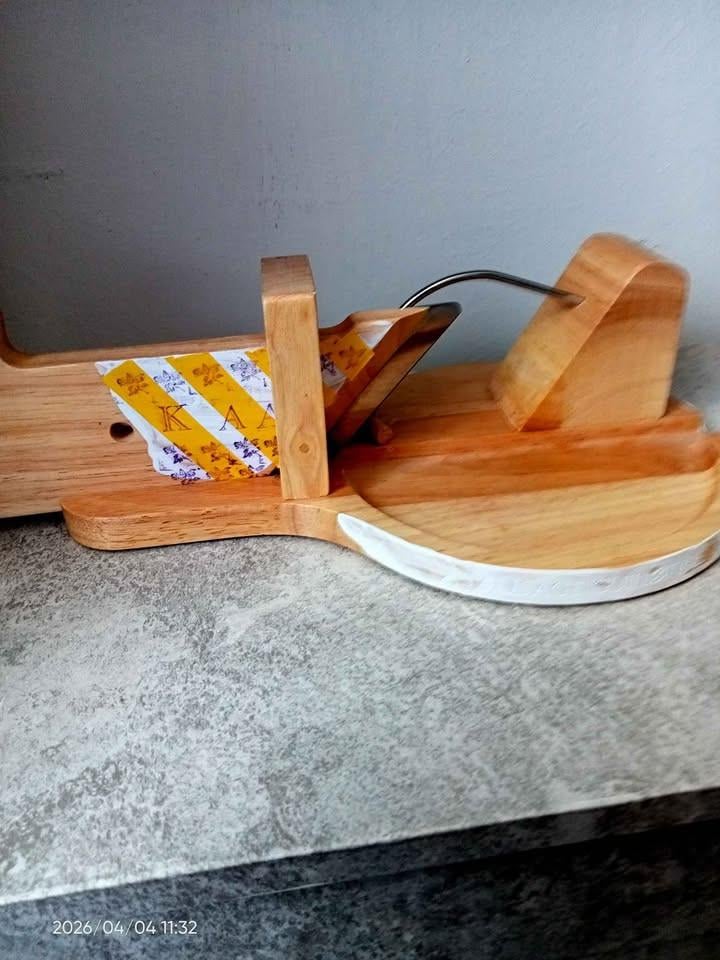 Kaasplank en kaas/vlees snijmachine