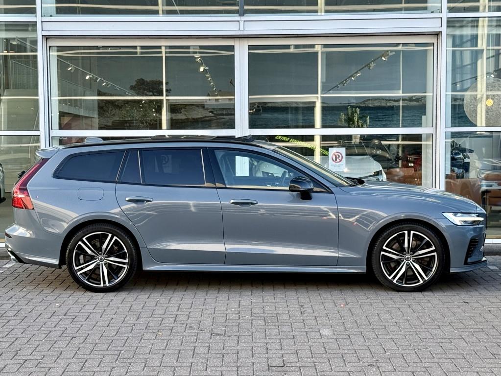 Volvo V60 t6 398pk recharge r-design| panodak| adap.cruise| 360camera| sty
