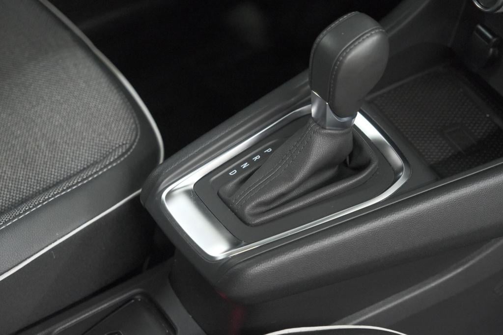 Renault Captur mild hybrid 140 intens | trekhaak | camera | apple carplay |