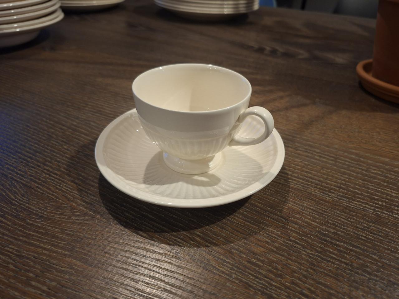 Wedgwood Queen´s ware EDME (vaatwasser en magnetron bestendig)