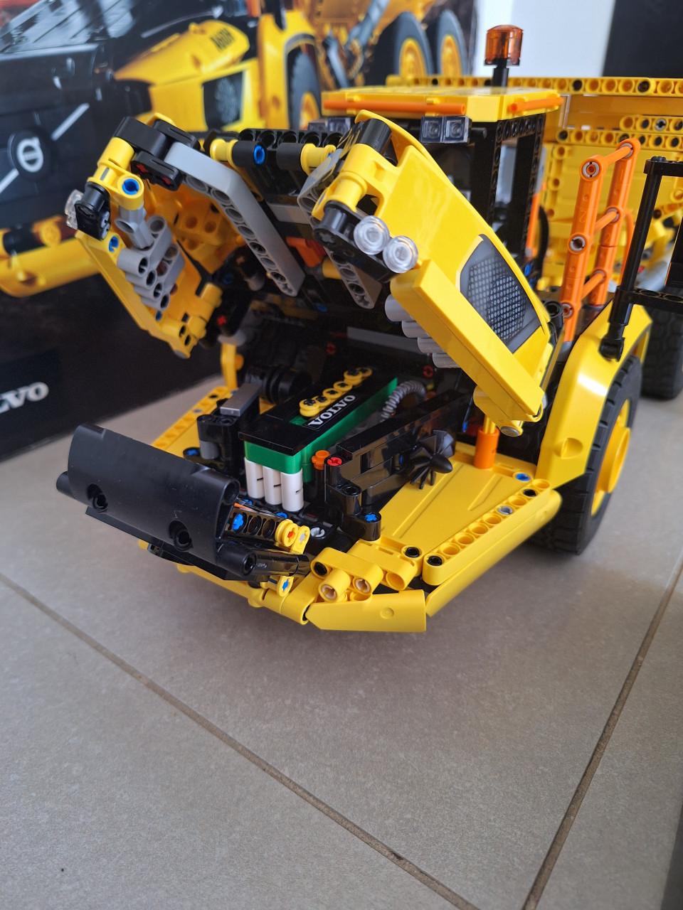 LEGO Technic 42114 Volvo Truck met kieptrailer
