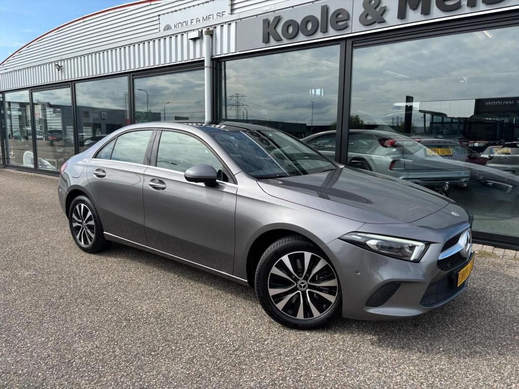 Mercedes-Benz A-Klasse a 250 e 218pk 8g-dct, luxury line, pano dak