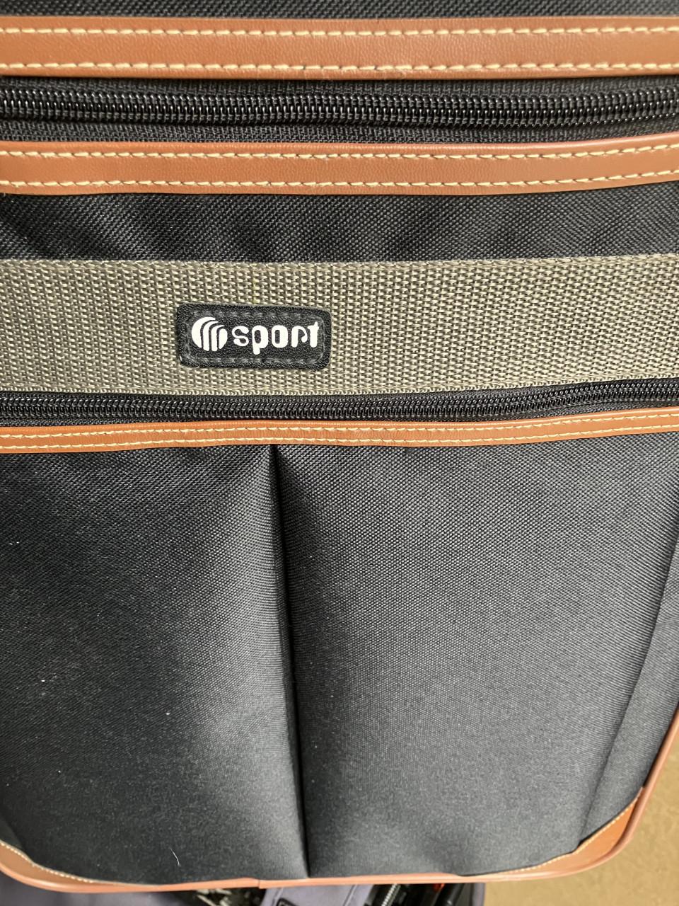Te koop 2 reiskoffertje met wieltjes en trekstang