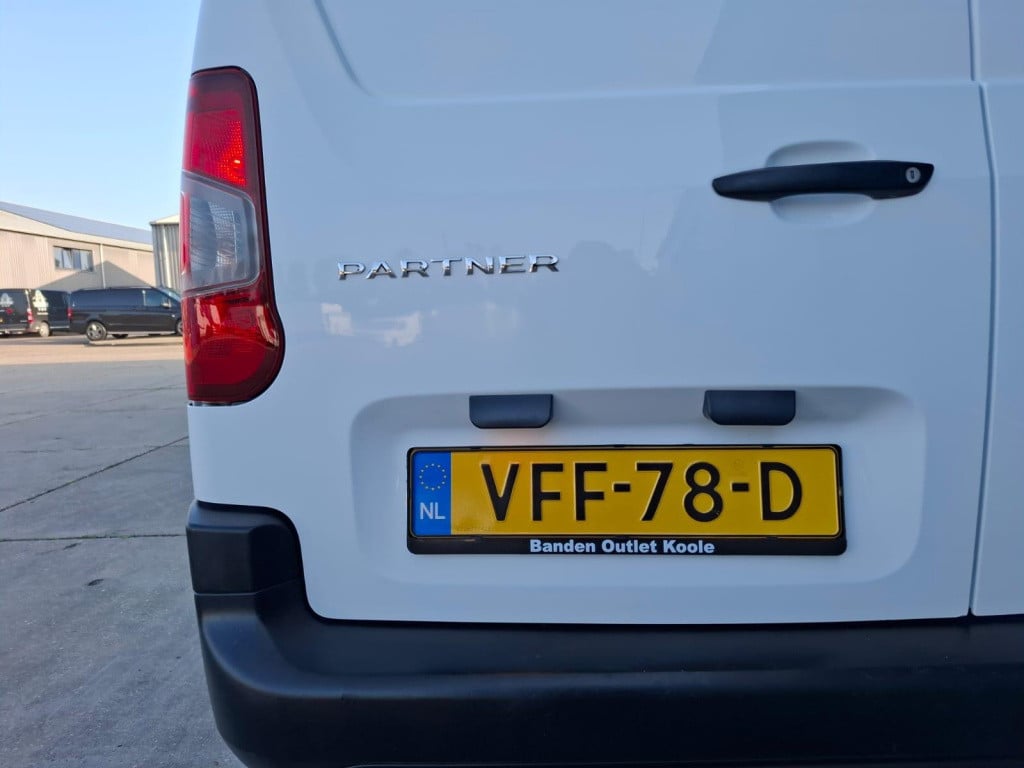 Peugeot Partner 1.5 bluehdi pro airco / cruise controle / n.a.p / euro 6