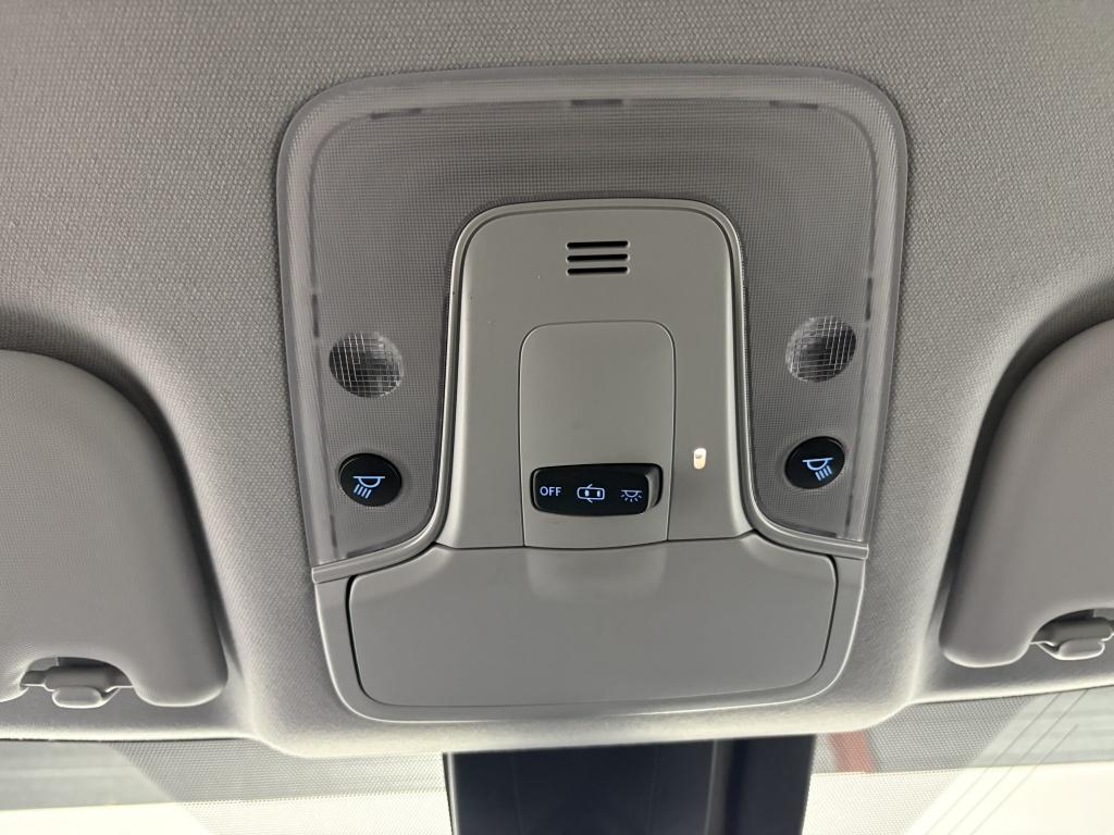 Toyota Prius 1.8 first edition | camera | bsm | pdc |