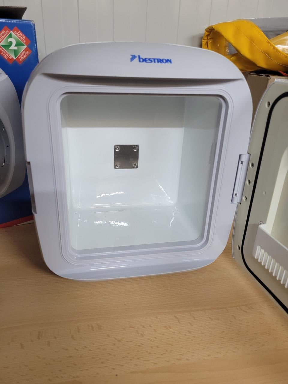 Mini koelkast en verwarmer