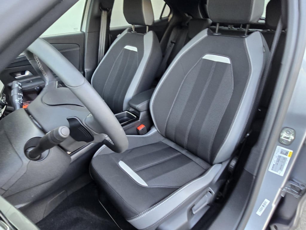 Opel Mokka 1.2 turbo level 4 camera pdc achter stoel/stuur verwarming navig