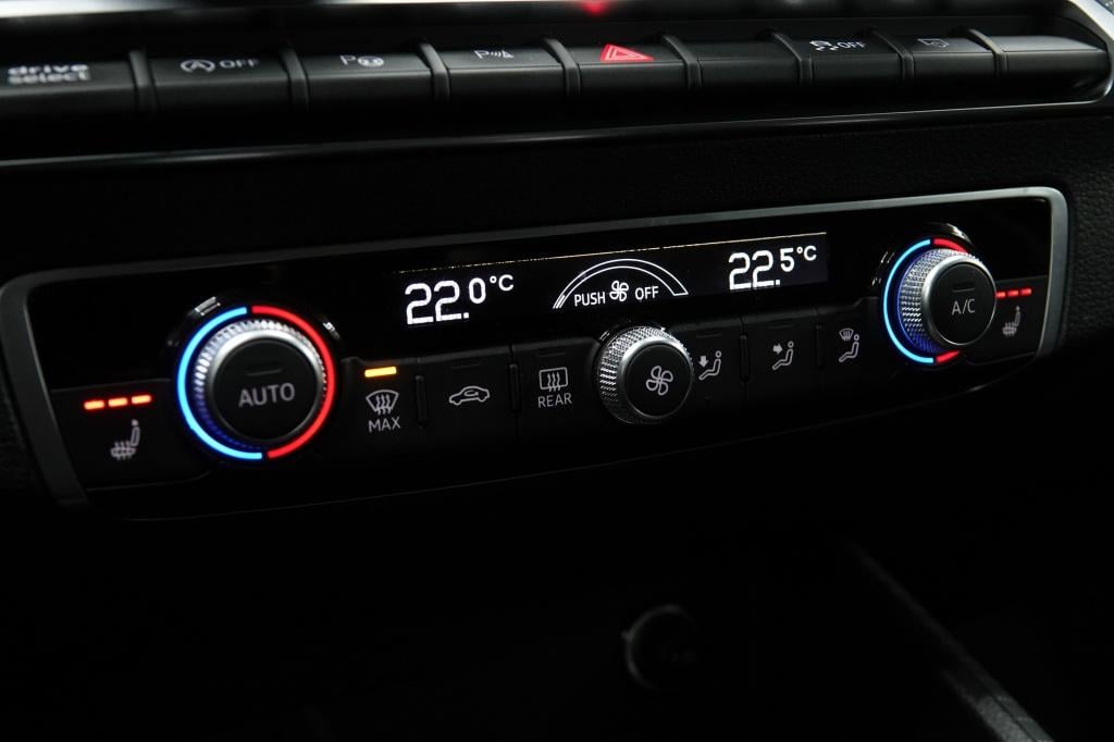 Audi Q2 1.5 tfsi | acc | pdc | carplay | s-line |