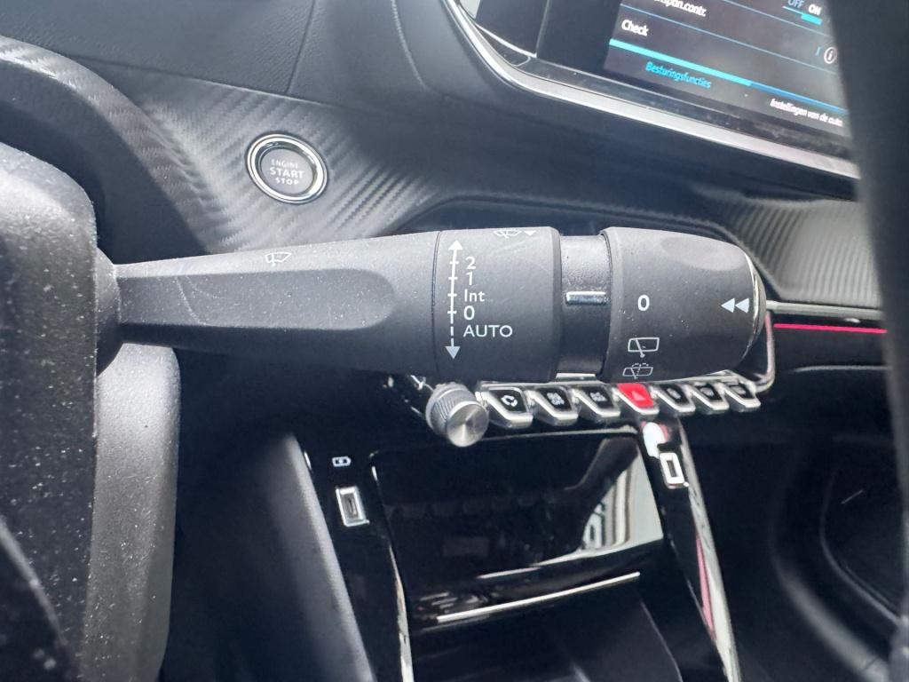 Peugeot 208 ev gt pack 50 kwh