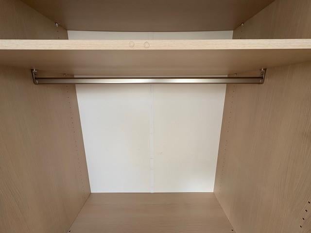 Commode en kledingkast