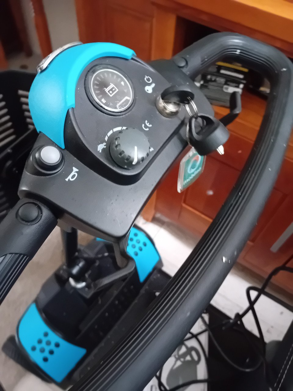 Scootmobiel  absoluut  niuwe  inklapbaar