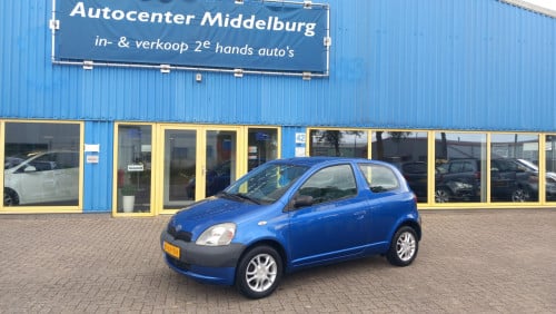 Toyota YARIS 1.0 VVT-I 3drs bj:2002 lm-velgen 143.000km