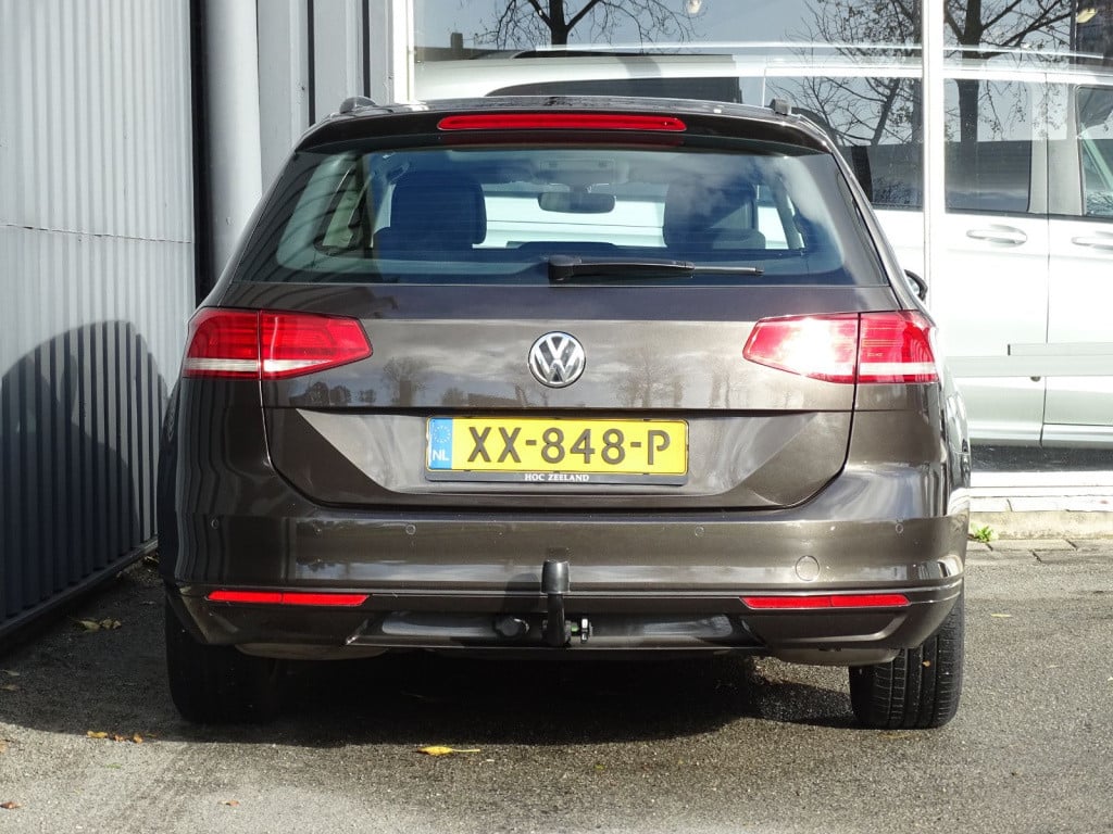 Volkswagen Passat variant 1.4 tsi act highline business automaat | pano | c