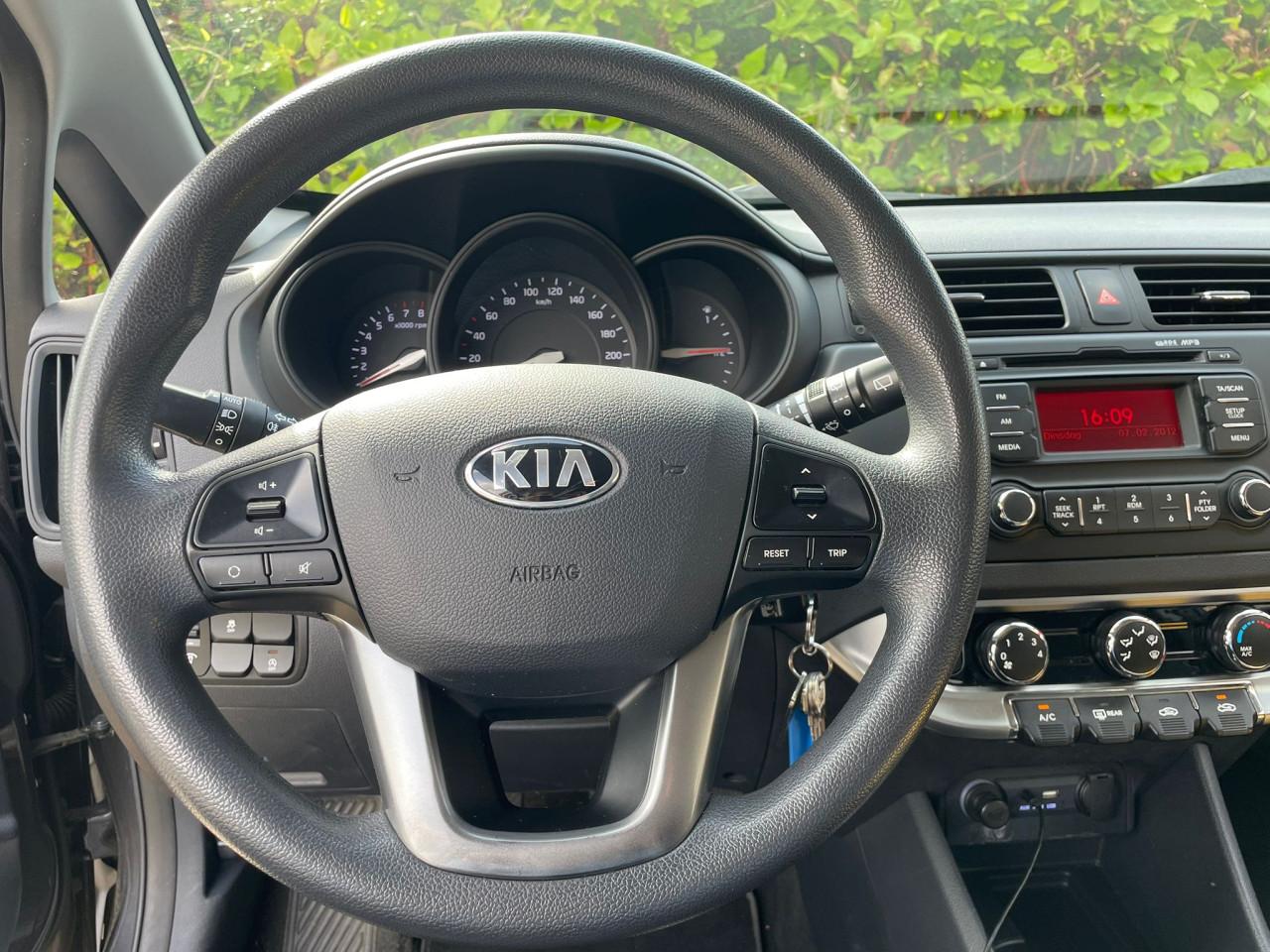 Kia rio 11100 km
